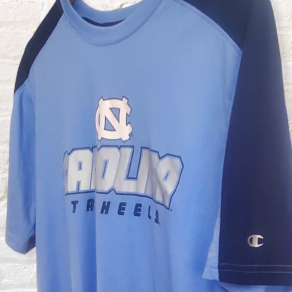 ☆North Carolina☆ Tar Heels Champion Brand Mens Tee